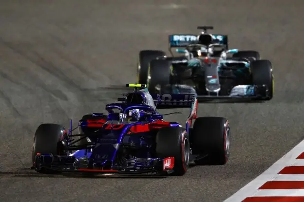 mercedes honda motorjpg