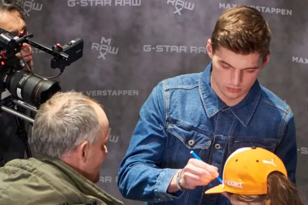 Max Verstappen G Star lancering februari 2019 3jpg