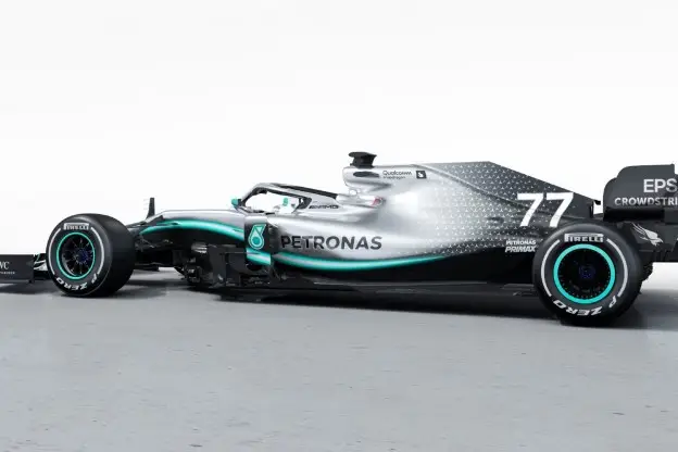 mercedesw10 zijkantjpg
