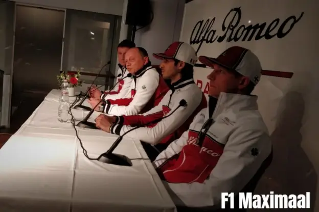 Sauber Presentatie Kimi Giovinazzi Vasseur EIGENFOTOjpg