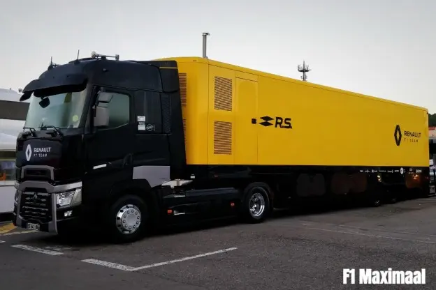 Renault vrachtwagen fabriekjpg