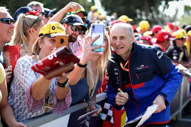 franz tost toro rosso australie publiek pers lachenjpg