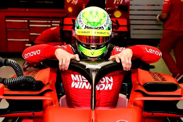 Mick Schumacher Ferrari testdag Bahrein in autojpg
