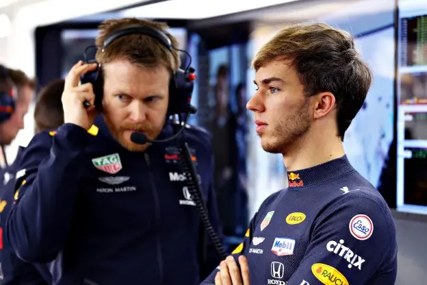 Gasly China monteurjpg