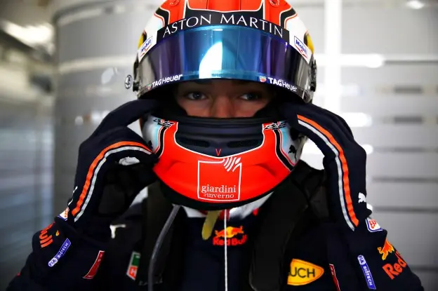 Gasly helm Chinajpg