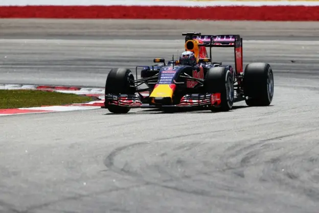 Daniel Ricciardo red bull gp maleisie 2015jpg