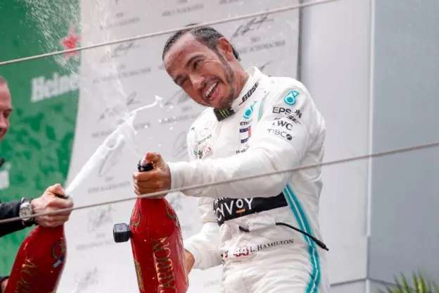 Hamilton china podium champagnejpg