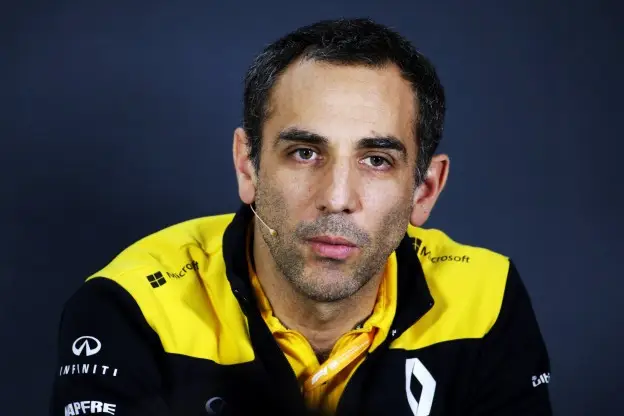 cyril abiteboul renault 2019 baku persconferentie serieusjpg