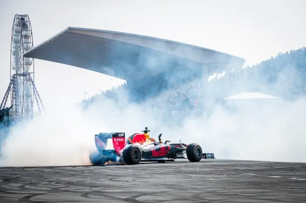 Verstappen donuts Zandvoortjpg