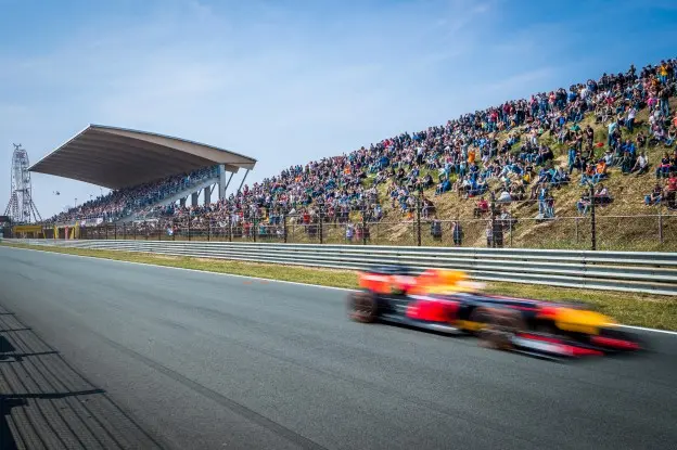 Verstappen actiefoto Zandvoortjpg