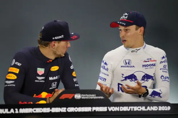 Kvyat Verstappen f1