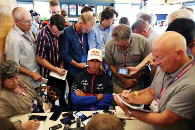 Gasly persmomentjpg