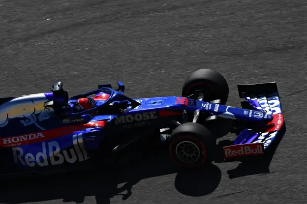 Kvyat Rusland2019 2jpg