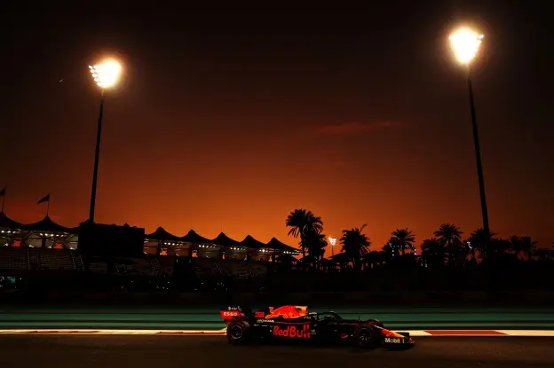 Verstappen vrjie training vrijdag 2019jpg