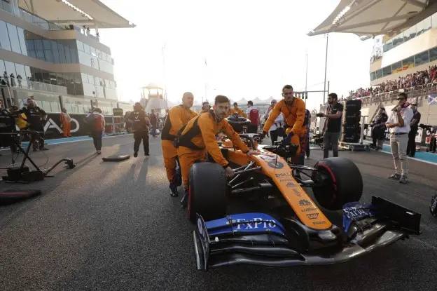 McLaren team Abu Dhabi 2019jpeg