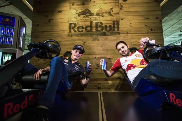 Maxverstappen redbulljpg