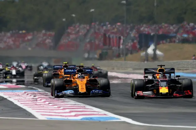 Sainz Verstappenjpg