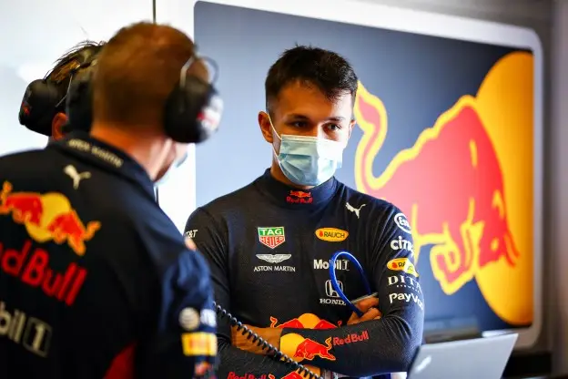 Alexander albon staren mondkapjejpg