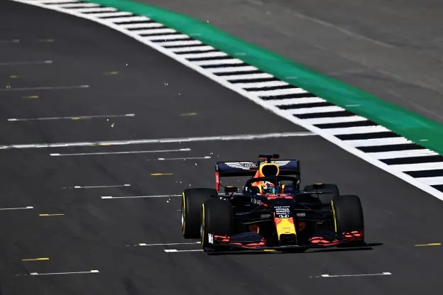 silverstone alexander albon rb16