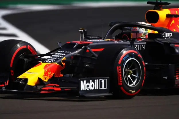 Verstappen close auto Silverstone 2020jpg