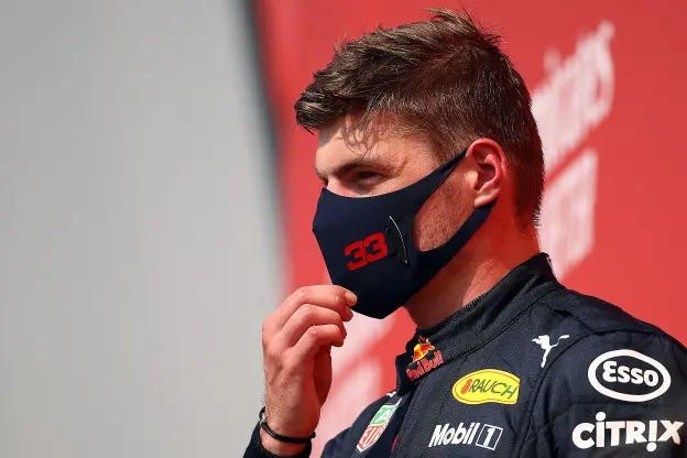 Verstappen mondkapjejpg