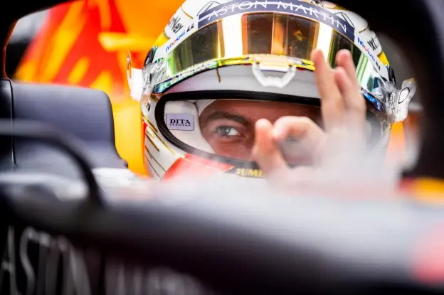 Verstappen RedBull 443jpg
