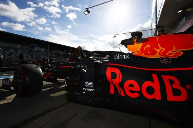 Verstappen komt garage uit Duitsland 2020jpg