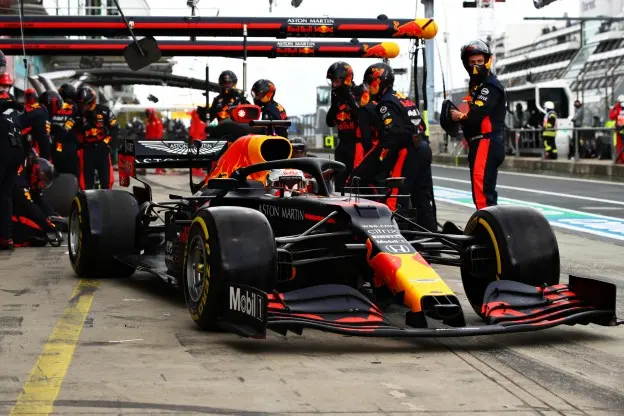 Verstappen pitstop Duitsland 2020jpg