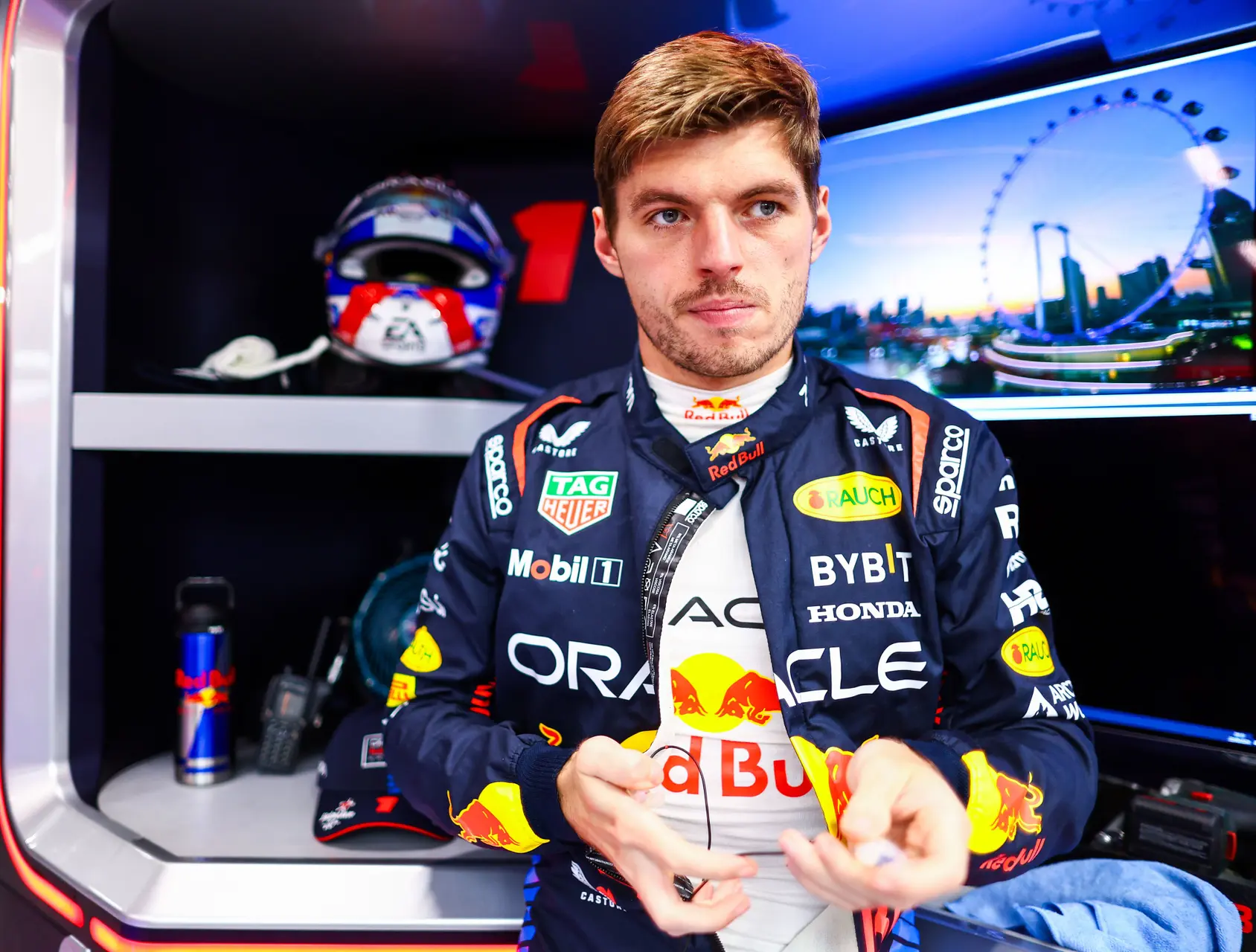 red bull racing max verstappen singapore gp zondag 2024 41