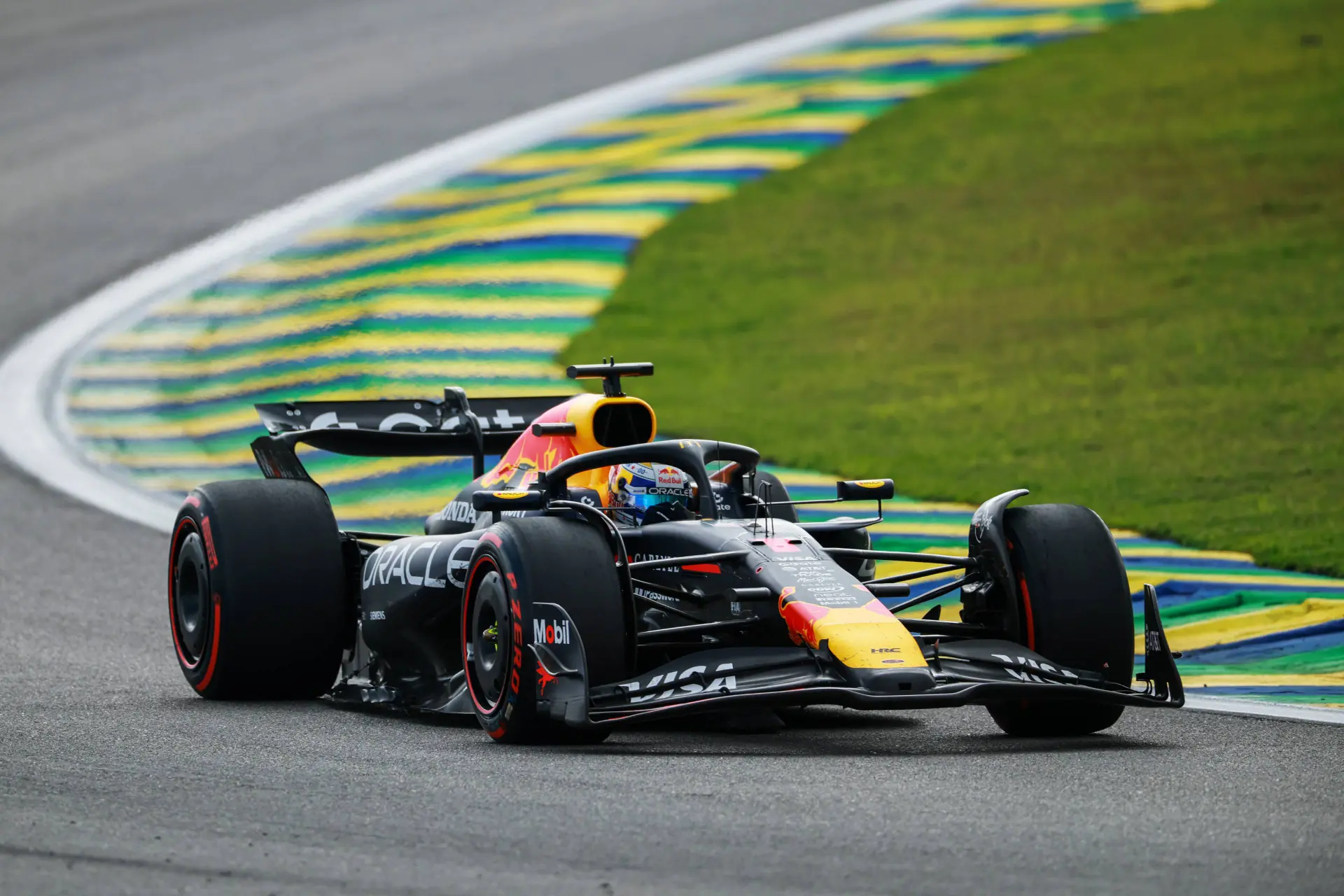 pirelli-max-verstappen-red-bull-racing-gp-sao-paulo-2025-zondag