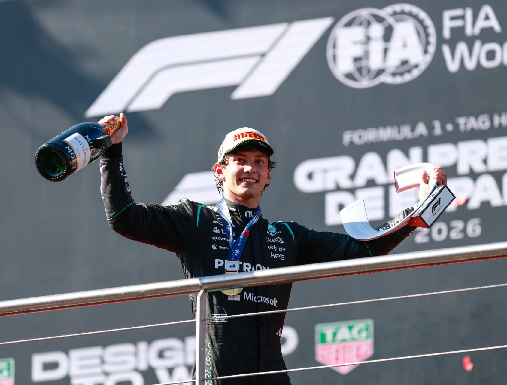 kimi-antonelli-podium-2026-spanje-madrid-2026-sunday-a