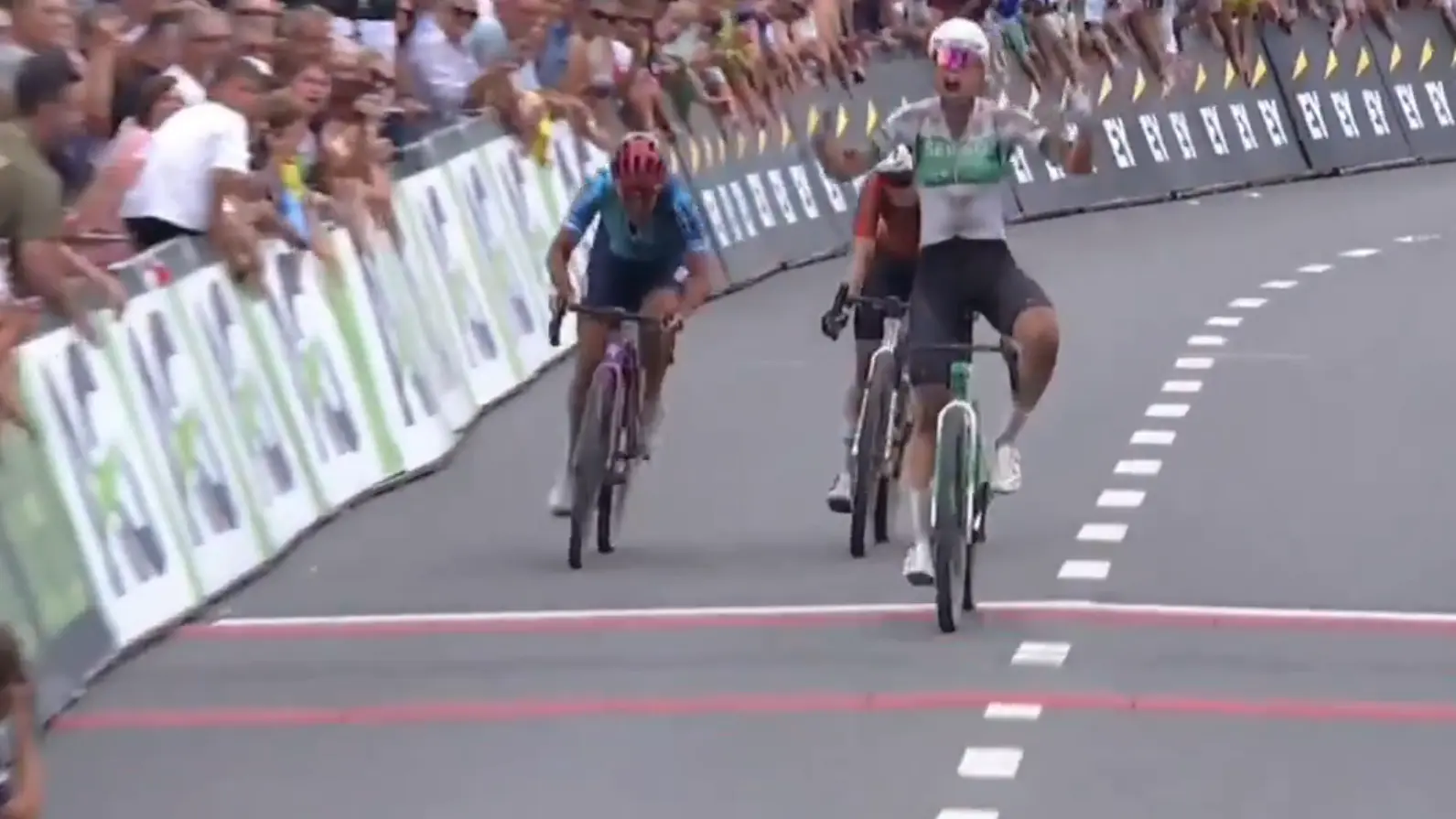 nathalie-bex-bk-gravel