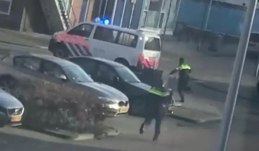 politiebusje gestolen