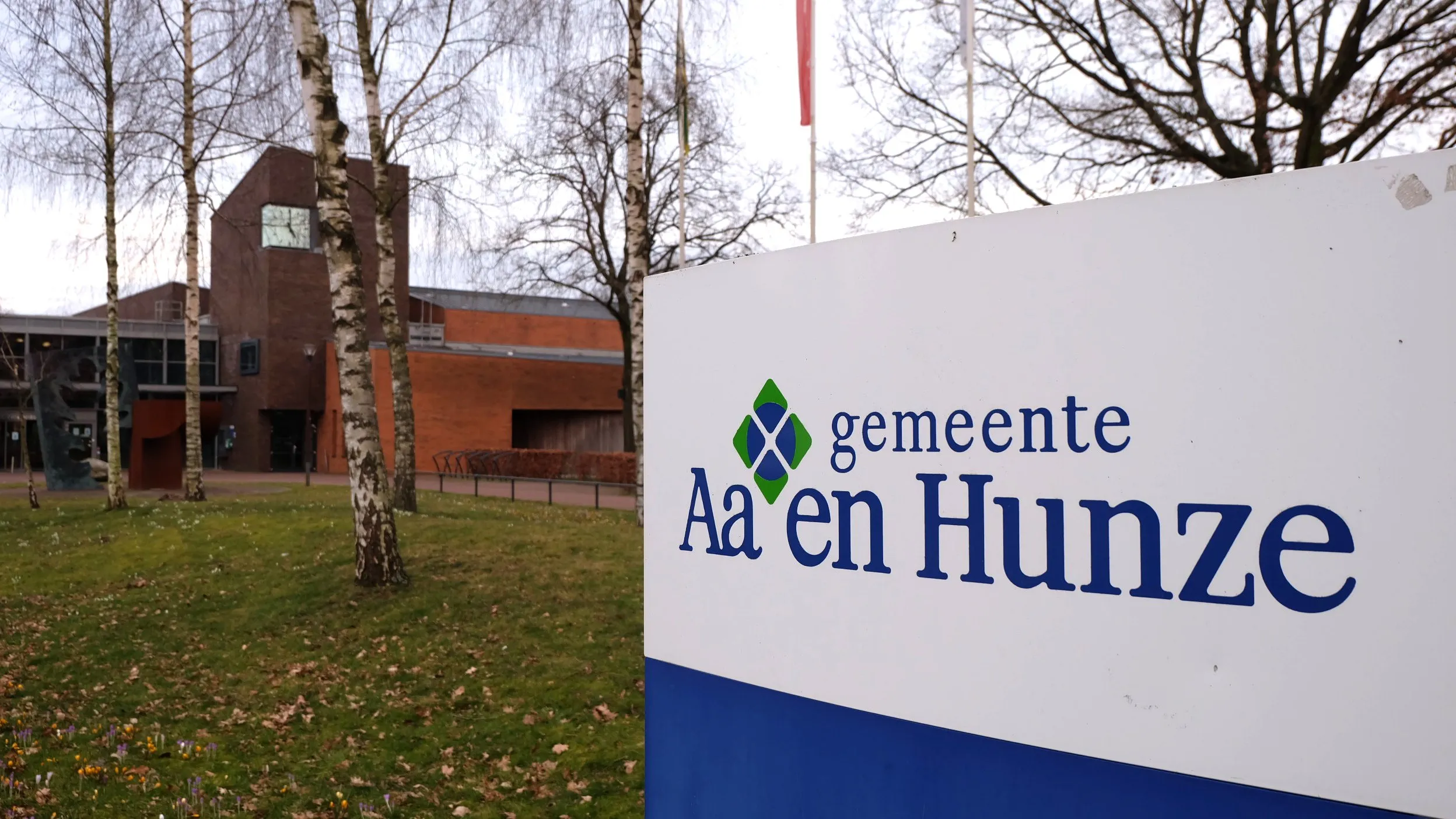gieten gemeentehuis aaenhunze