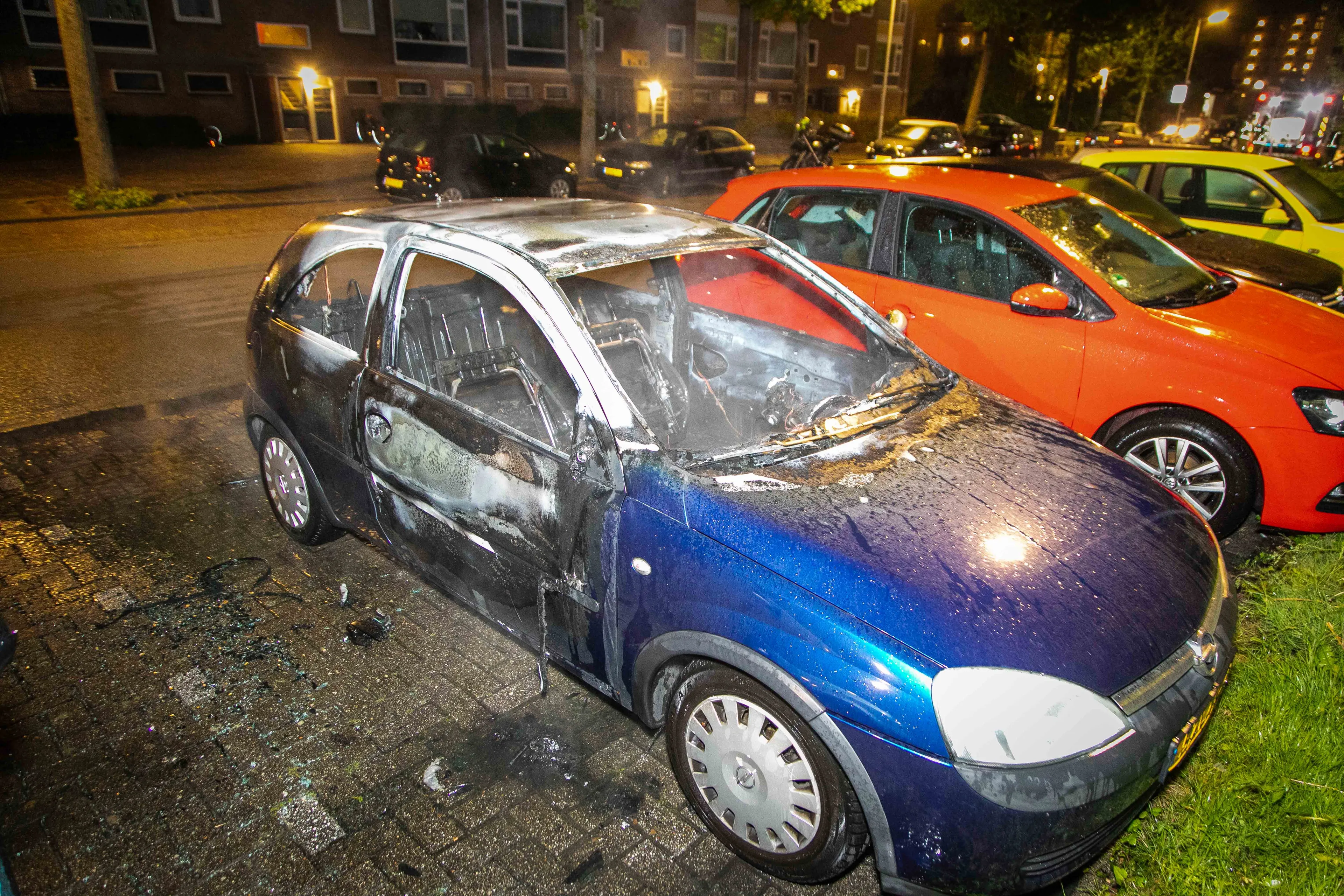 06 mei 2020 nieuwsfoto autobrand 04