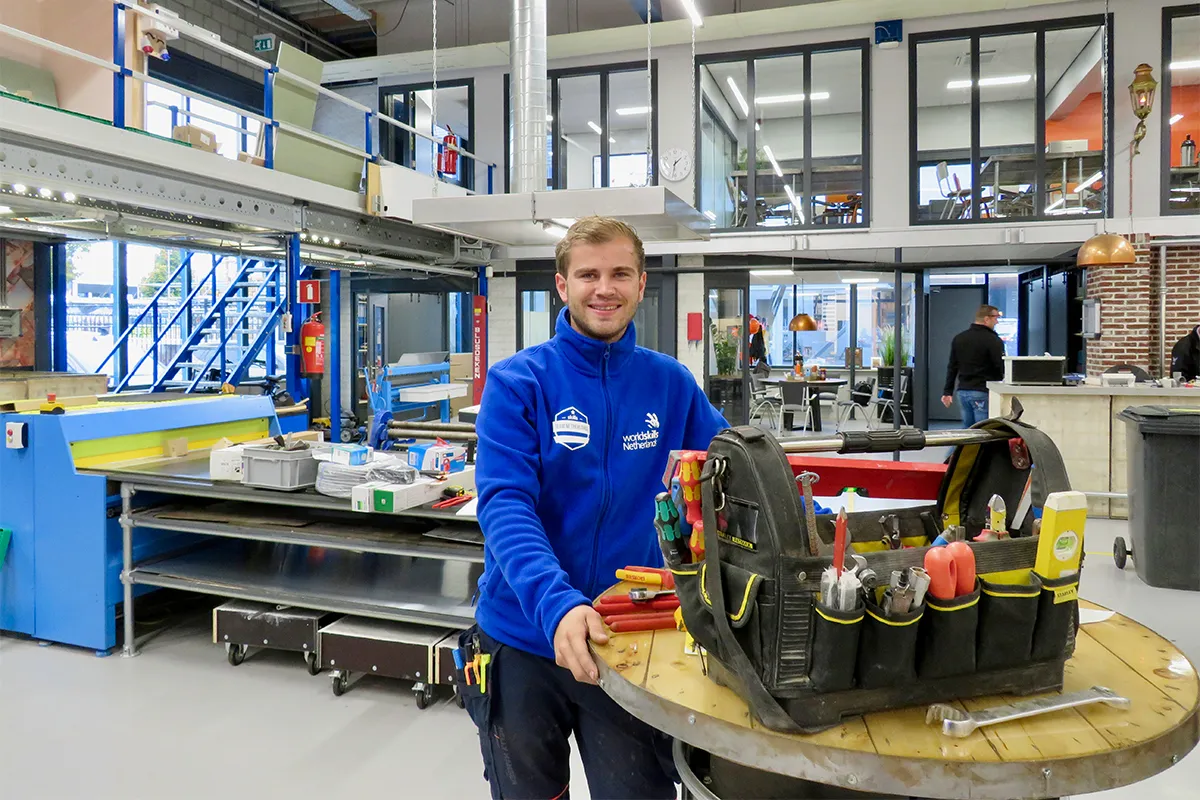 2475 807ffaec26907dd4c89a2b8c509d1bab