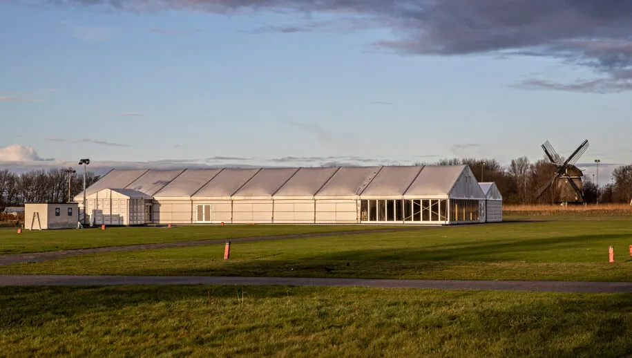 3z1a6652 vaccinatielocatie alkmaar wim meijer fotografie 915x518 1