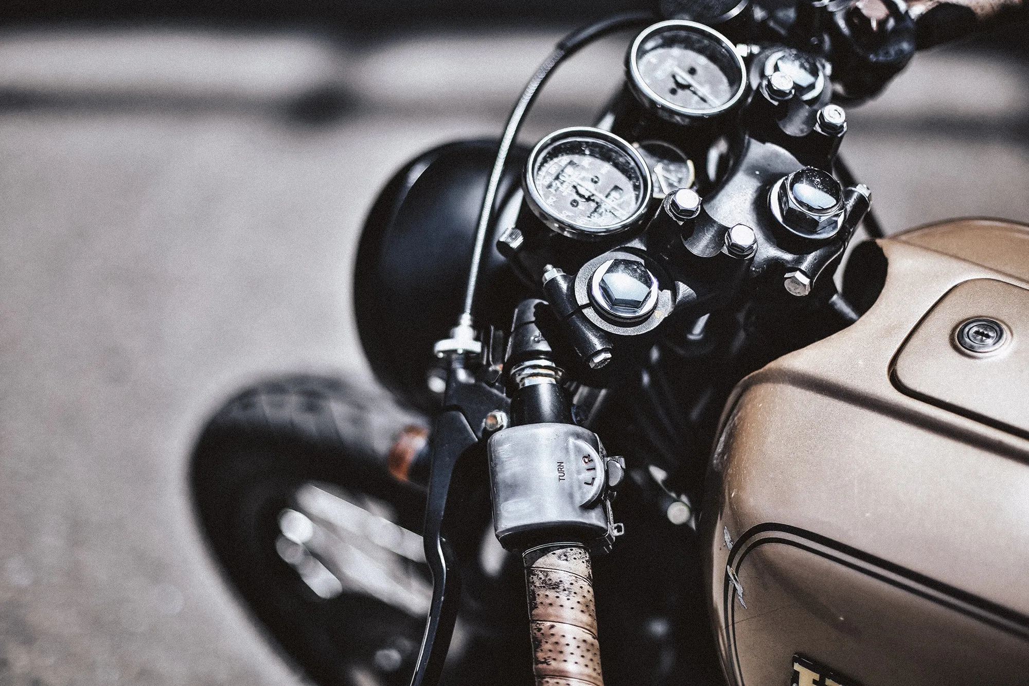 christopher burns pl0s3qm0a w unsplash 1
