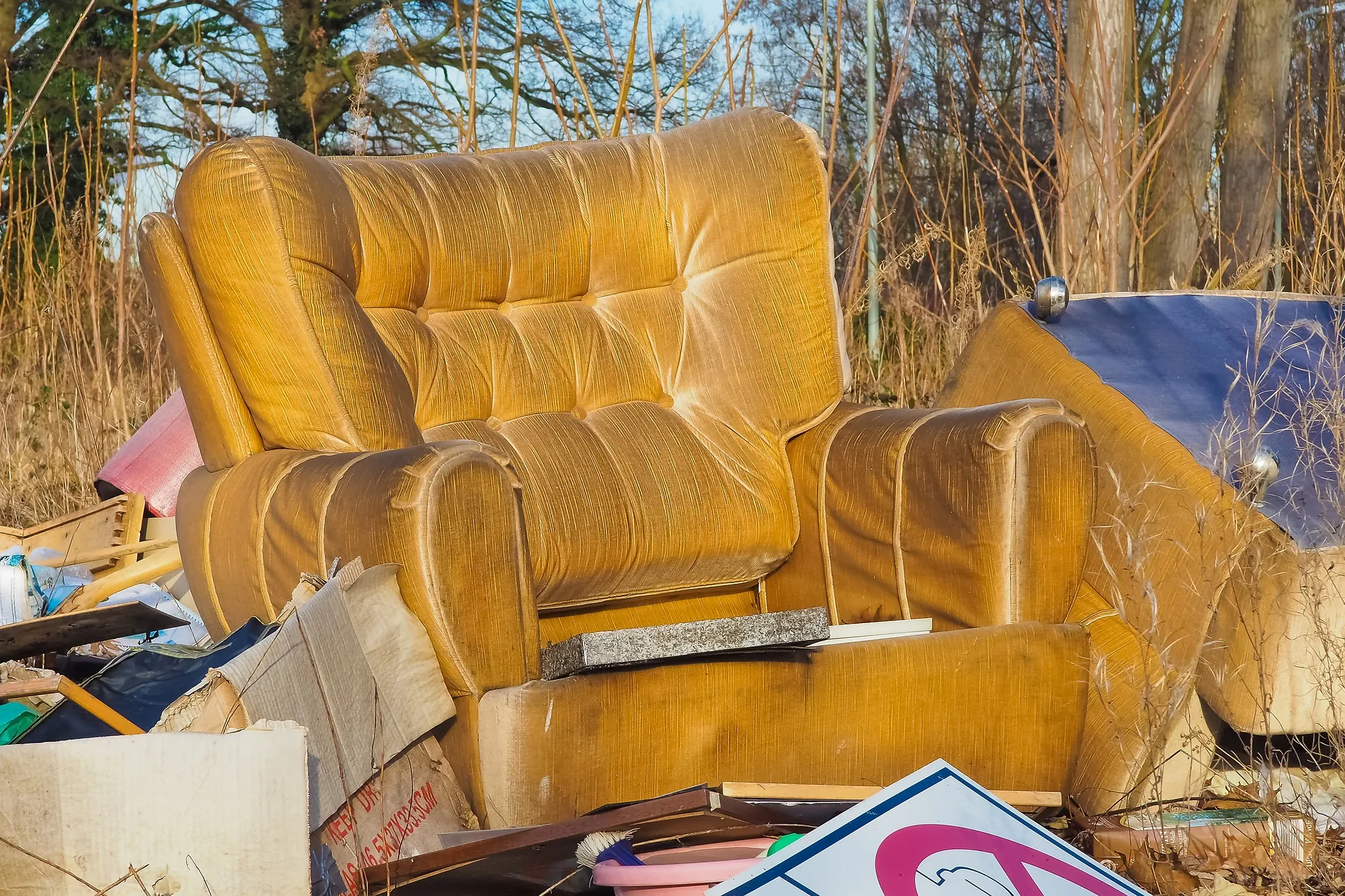 lost places 1998109 1920