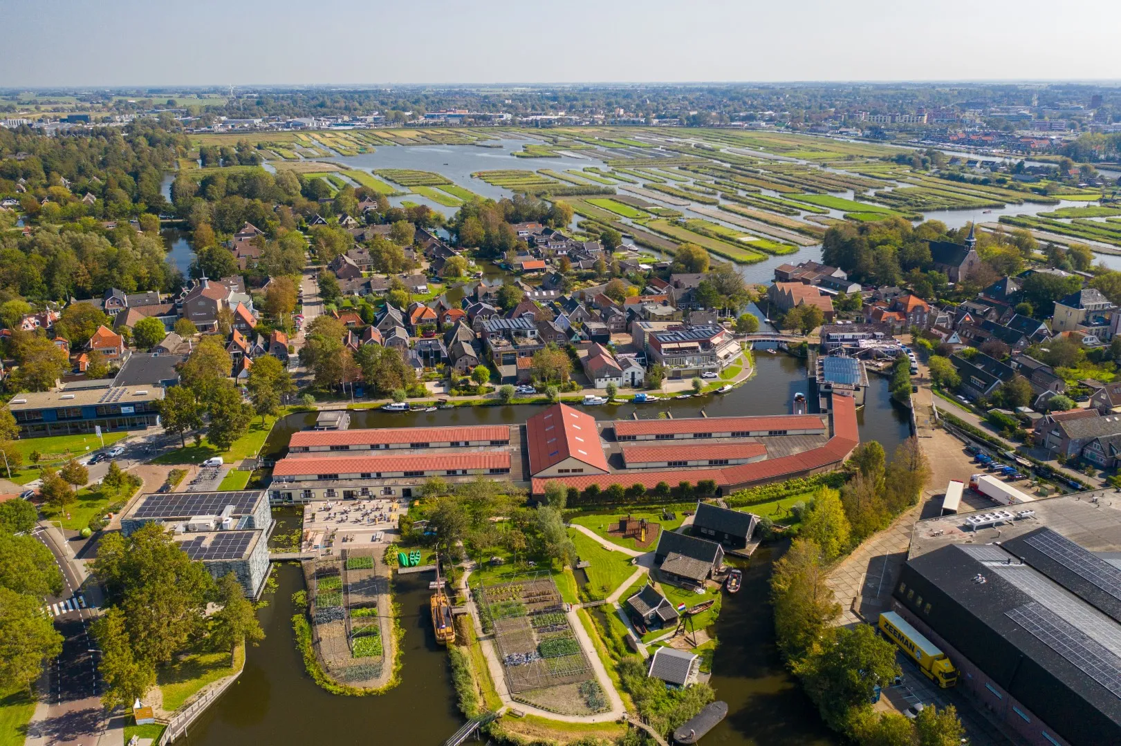 mbv van boven klein
