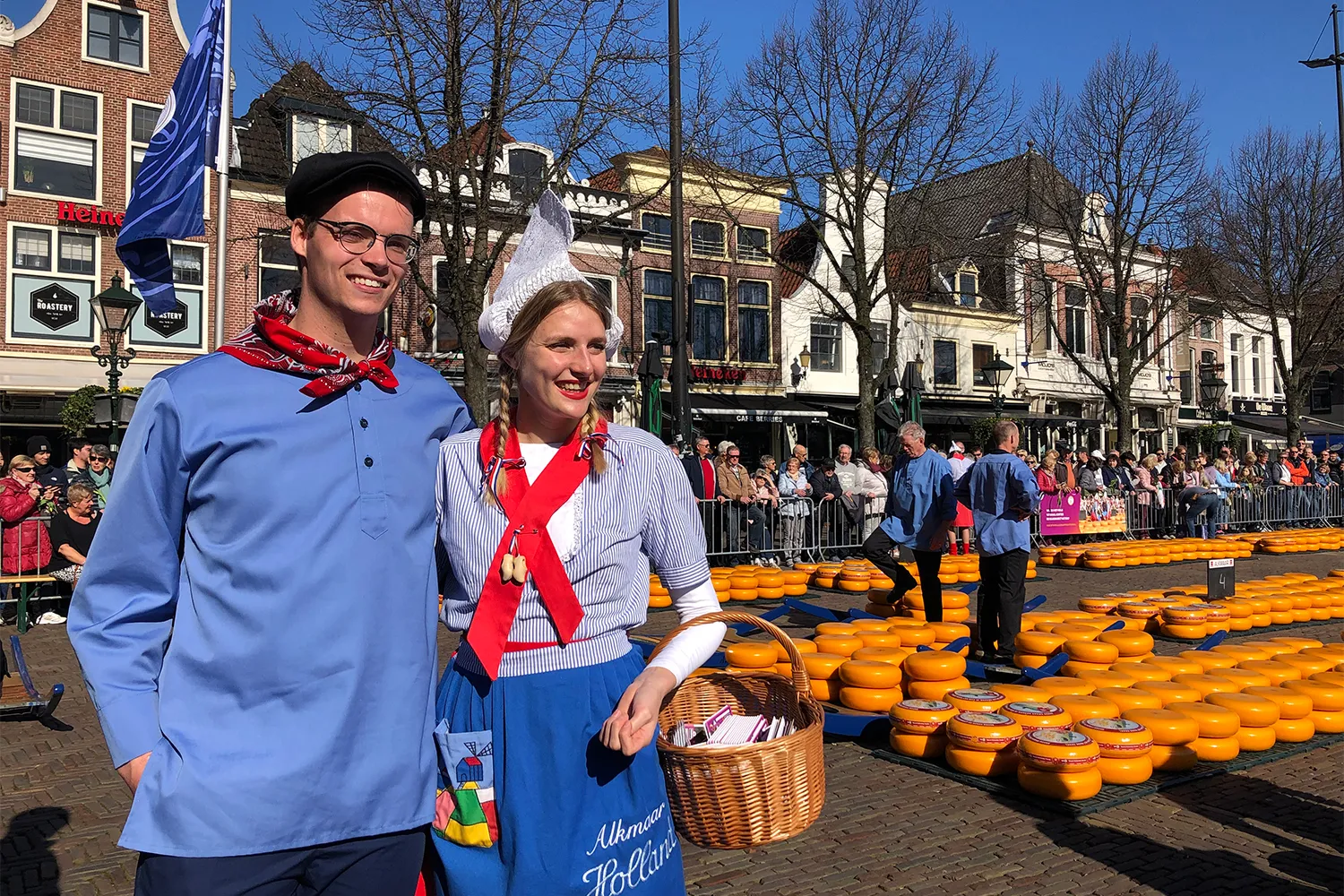 wie worden onze nieuwe kaasmeisjes en jongens foto alkmaar marketing