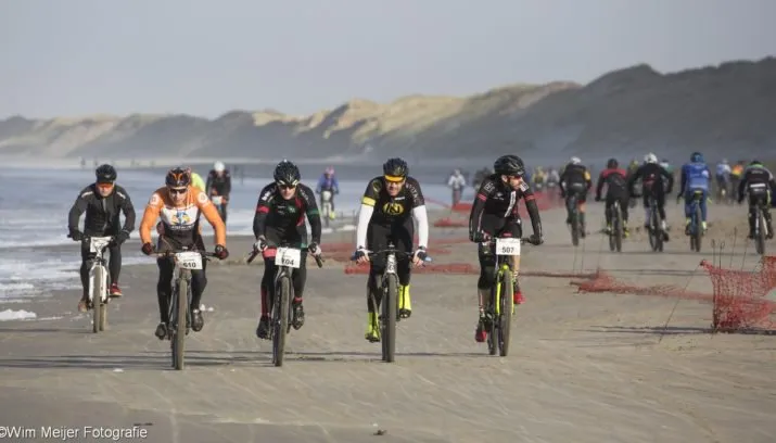 wm fietsen op strand