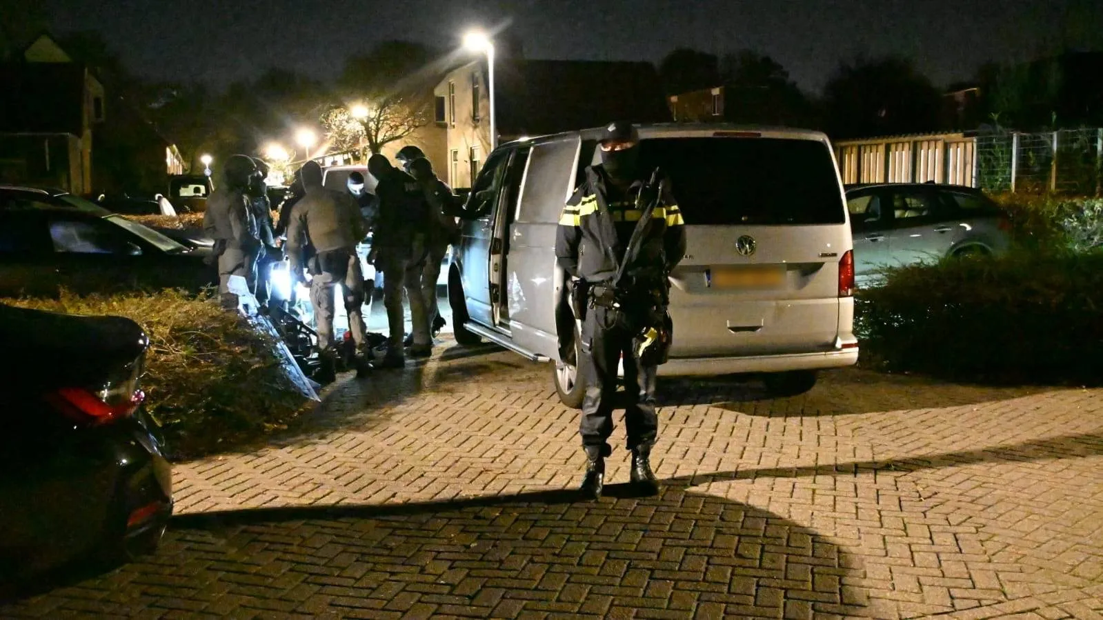 AA80A0C8-4B3A-4474-AD0A-E76A751F90BC