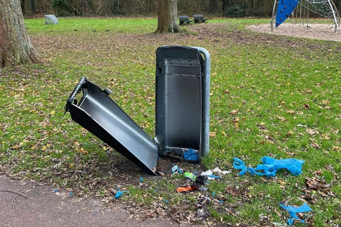 prullenbak-kaduuk-1152x1536