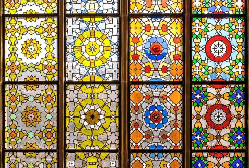 Grote-Raam-vereeuwigt-regenbooggemeenschap-1024x691