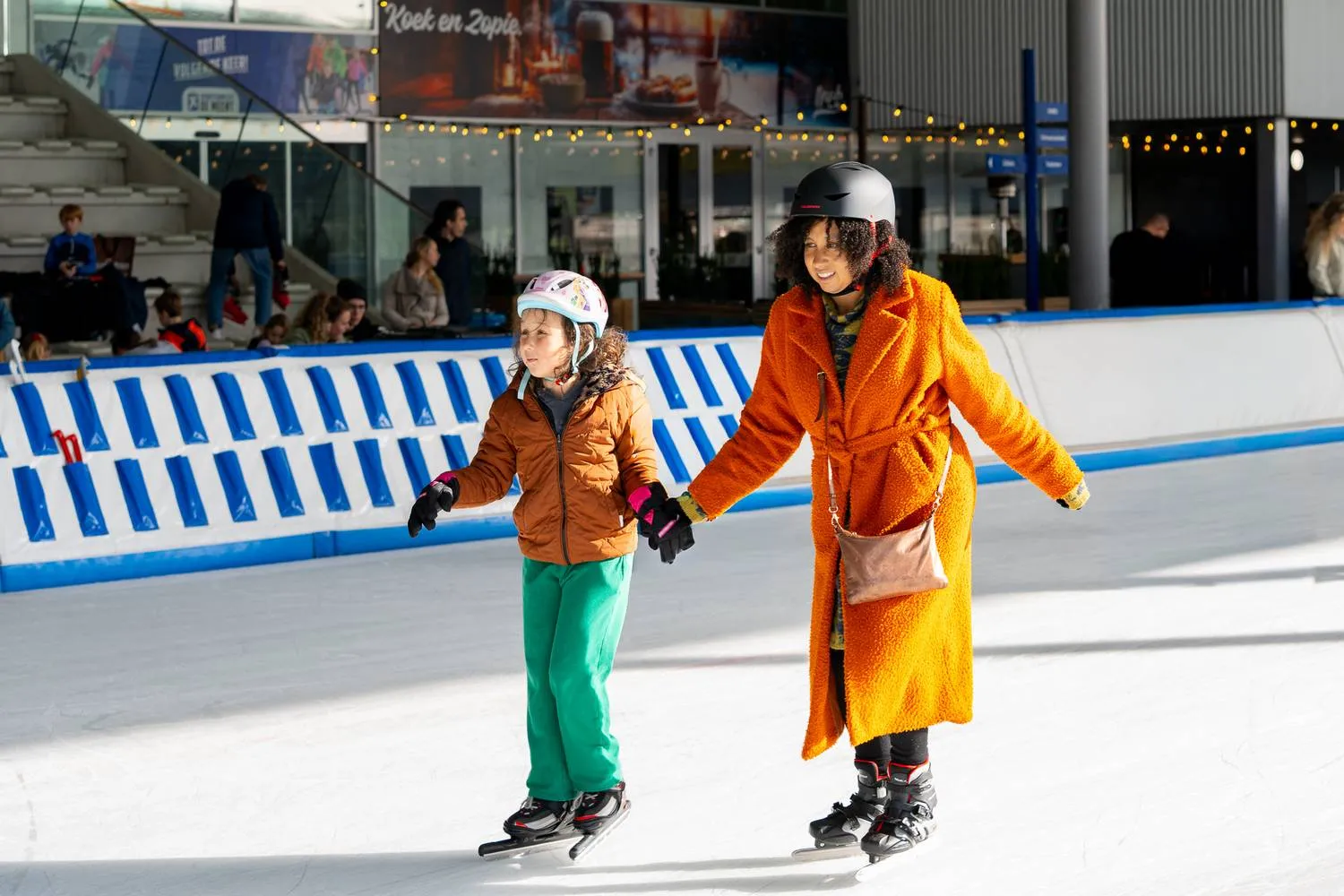De Meent nodigt natuurijs fans uit om te komen schaatsen in laatste schaatsweek