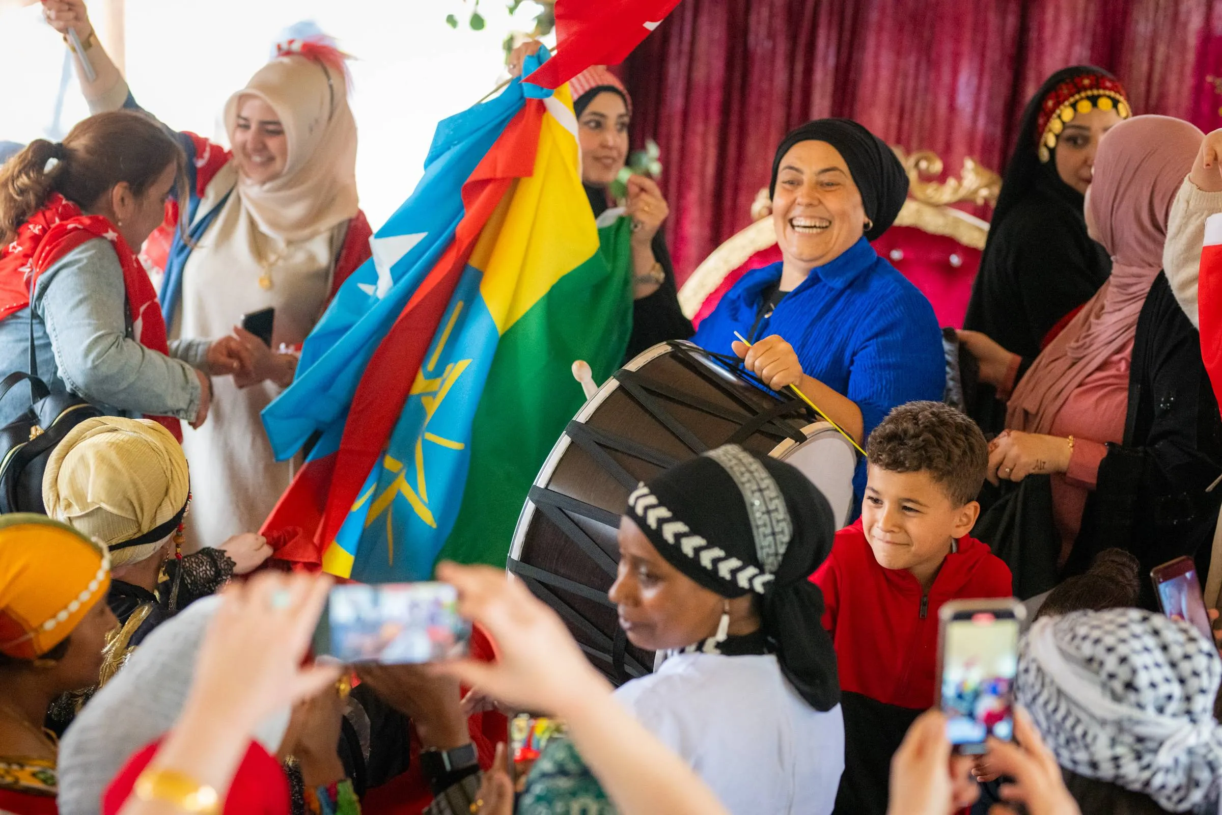 © Keith Montgomery - (LR)-8764