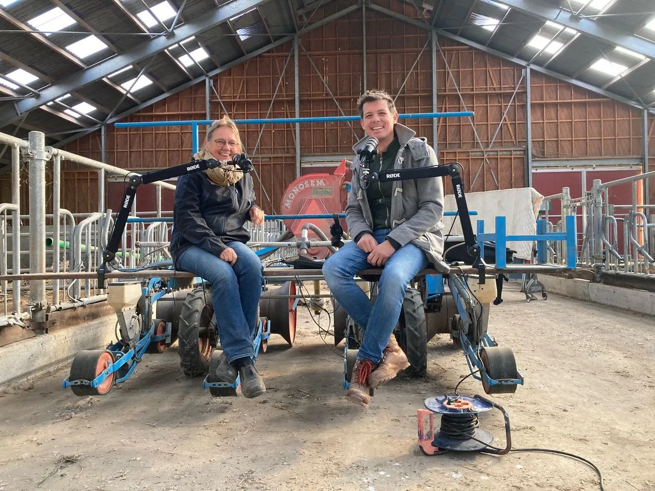 eric met tineke van den berg van stadsboerderij radio oosterwold