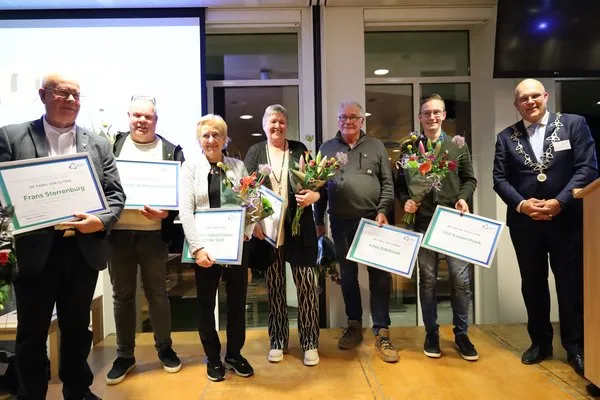 csm uitreiking kristal en parels 2198fee196