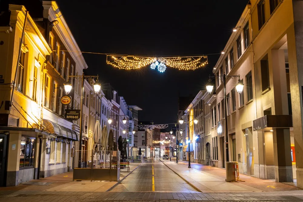 download scaled 1000x1000 24417